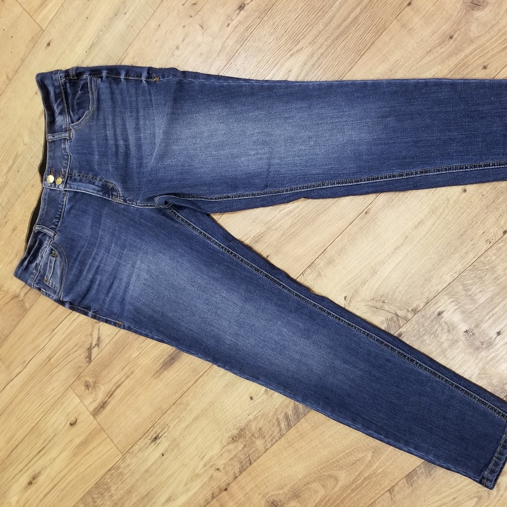 NWOT LB Skinny Jeans